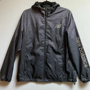 New Balance Water Resistant Fabric Hooded Wind  Breaker Rain Jacket Sz L
